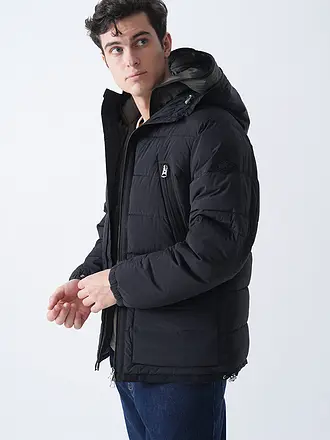 REPLAY | Steppjacke
Produktname: Chaqueta acolchada
Marke: REPLAY
Farbe: negro
Kategorien: Moda, Hombre

Ärmellänge: Manga larga
Material: Poliéster / Poliamida
Kragenform: Capucha, Cuello alto
Musterung: Liso
Passform (Oberbekleidung): Regular
Stil: Glamour, T | schwarz